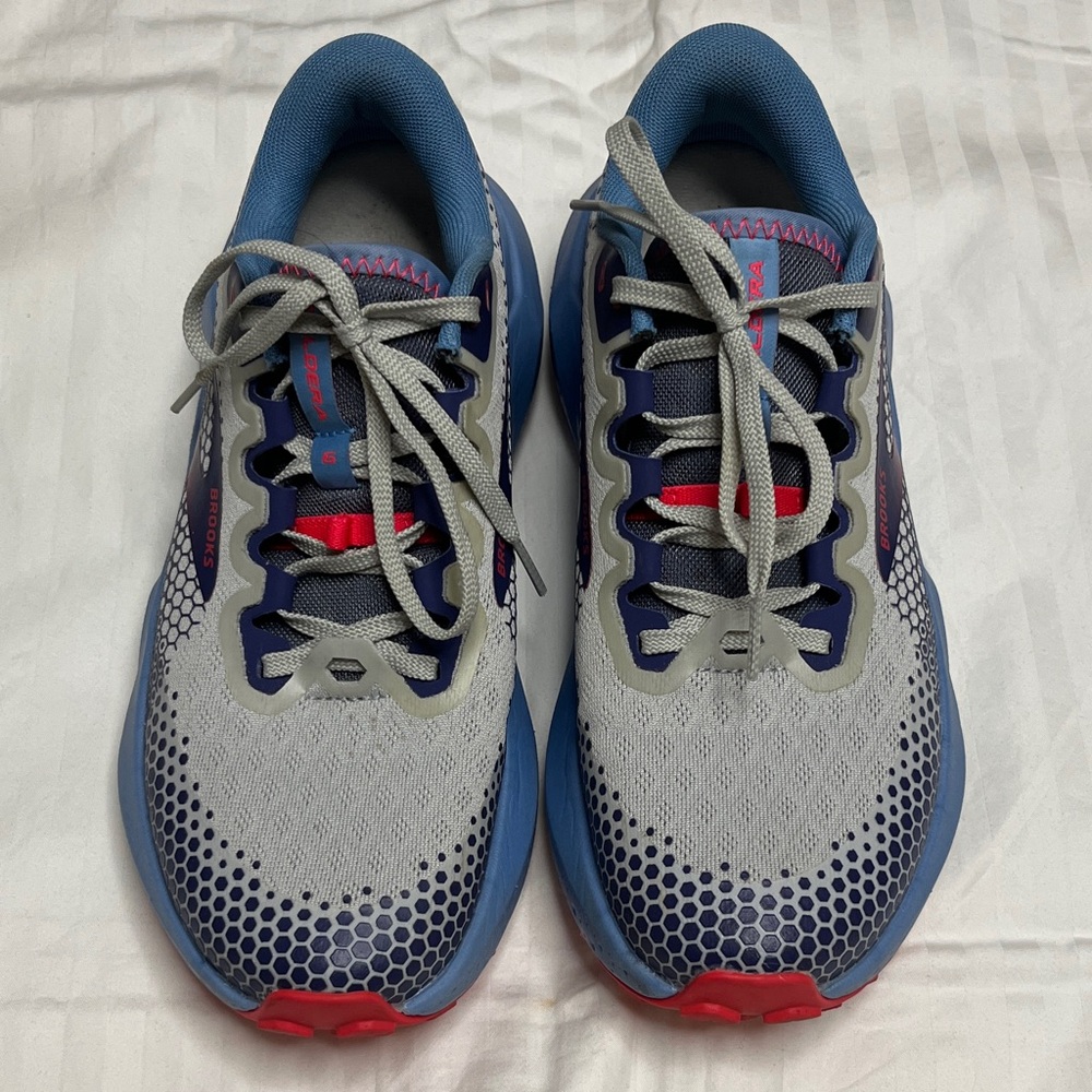 Brooks caldera 9 women’s size 9